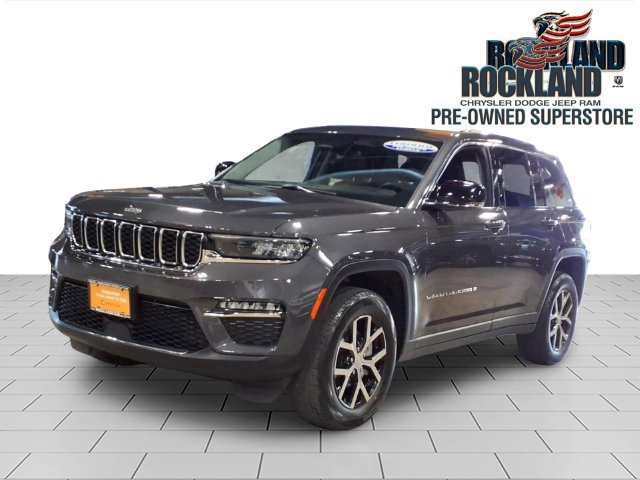 Used 2023 Jeep Grand Cherokee Limited AWD/4WD image 1