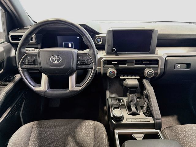 Used 2025 Toyota 4Runner SR5 AWD/4WD image 20
