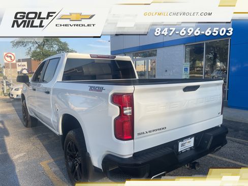 Used 2021 Chevrolet Silverado 1500 LT Trail Boss w/ Convenience Package II AWD/4WD image 7
