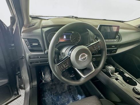 Used 2023 Nissan Rogue SV AWD/4WD image 17