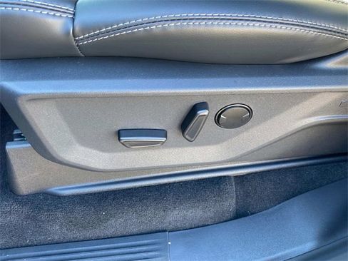 New 2025 Ford Expedition Max Platinum w/ Stealth Appearance Package image 15