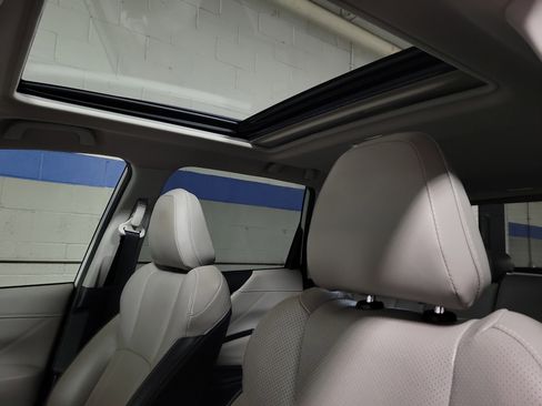 Used 2020 Subaru Forester Limited w/ Popular Package #3 image 20