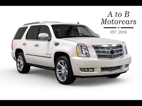Used 2013 Cadillac Escalade Platinum RWD image 1