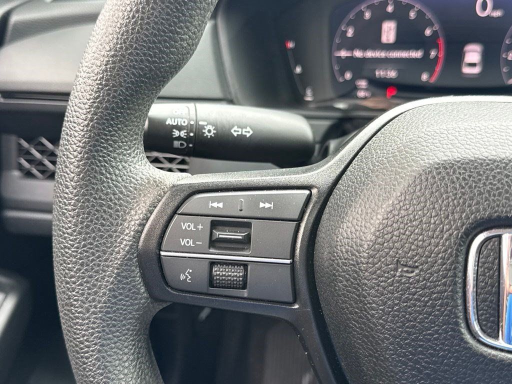 Used 2023 Honda Accord EX image 12