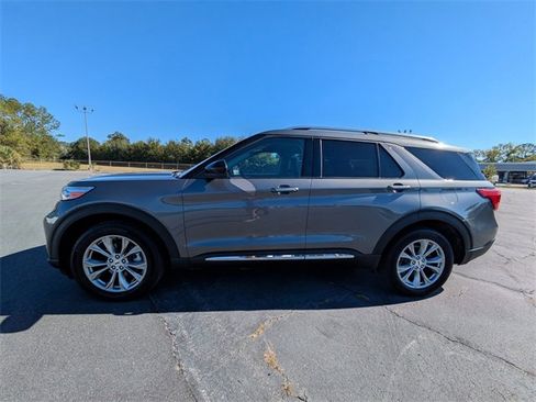 Used 2023 Ford Explorer Limited image 7