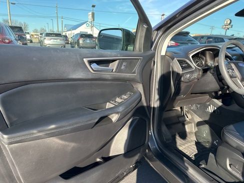 Certified 2020 Ford Edge SEL w/ Convenience Package image 37