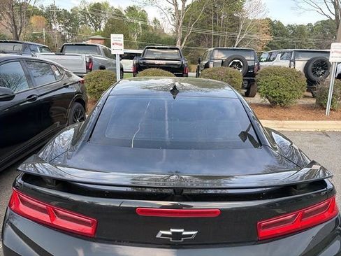 Used 2016 Chevrolet Camaro SS image 5
