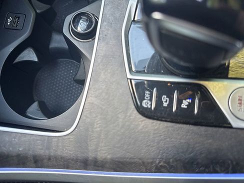 Used 2022 BMW X5 sDrive40i w/ M Sport Package RWD image 21