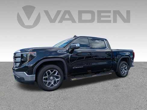 Used 2022 GMC Sierra 1500 SLE AWD/4WD image 2