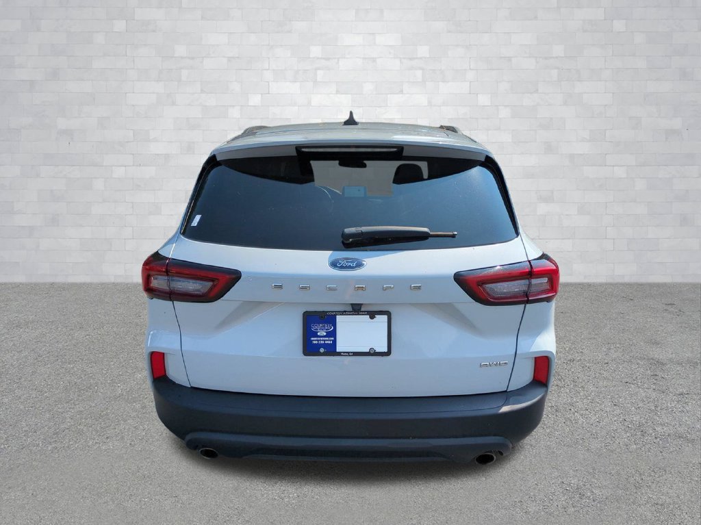 Certified 2025 Ford Escape ST-Line AWD/4WD image 6