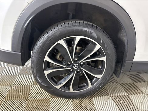 Used 2023 MAZDA CX-5 AWD 2.5 S w/ Premium Package image 32