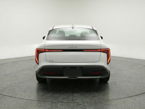 Used 2025 Kia K4 LXS image 7