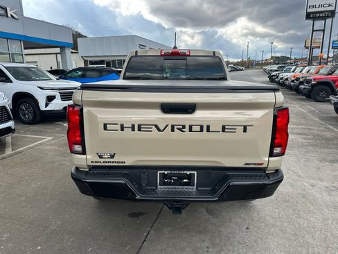Used 2024 Chevrolet Colorado ZR2 w/ Technology Package image 7