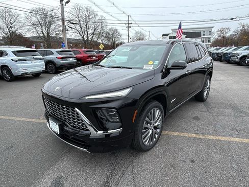 New 2026 Buick Enclave Avenir w/ Super Cruise Package image 3