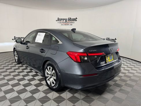 Used 2023 Honda Civic LX image 8