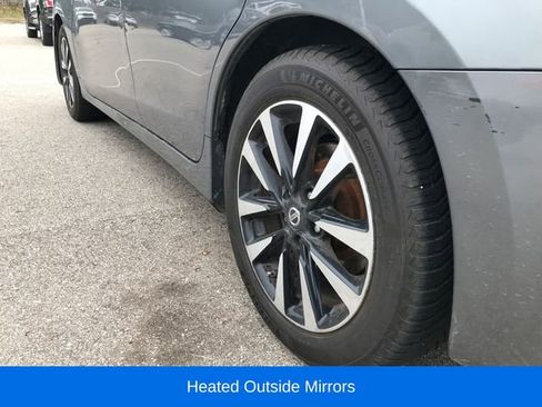 Used 2018 Nissan Altima 2.5 SV image 12