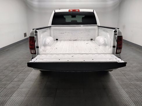 Used 2022 RAM 1500 Classic SLT RWD image 29