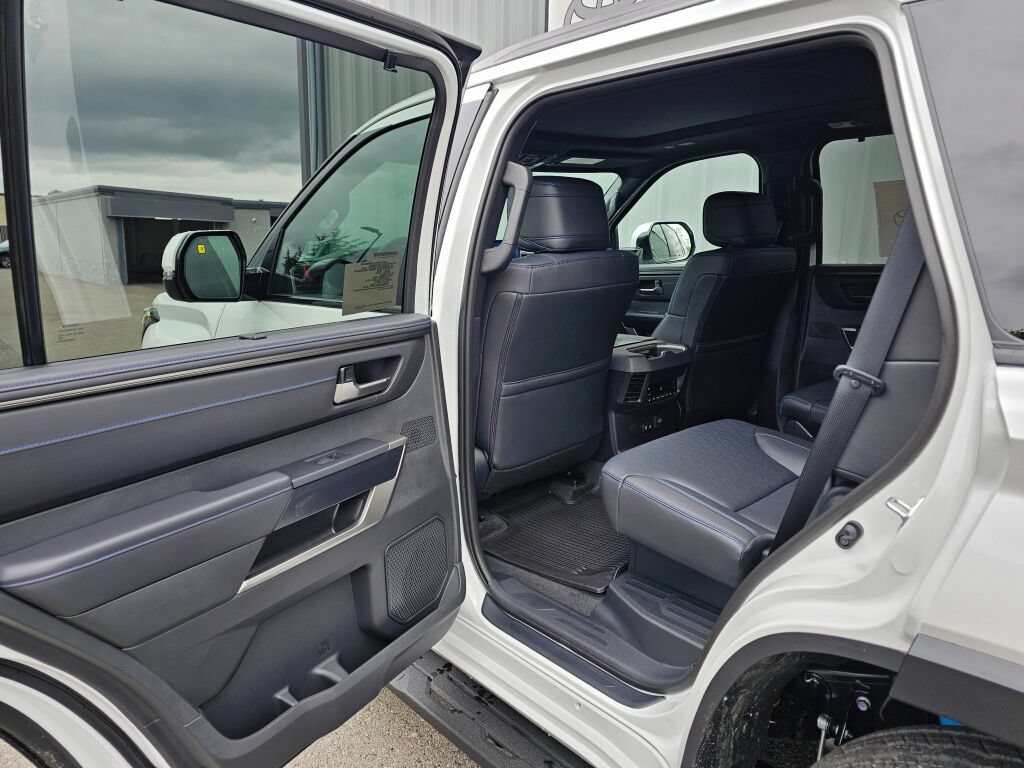 Used 2026 Toyota Sequoia Platinum w/ TRD Off-Road Package AWD/4WD image 7