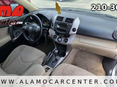Used 2006 Toyota RAV4 Limited image 16