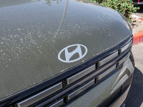 Used 2025 Hyundai Santa Fe SEL FWD image 4