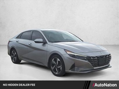 Used 2022 Hyundai Elantra SEL w/ Convenience + Premium Package