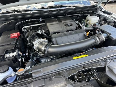 New 2026 Nissan Frontier SV w/ SV Convenience Package AWD/4WD image 31
