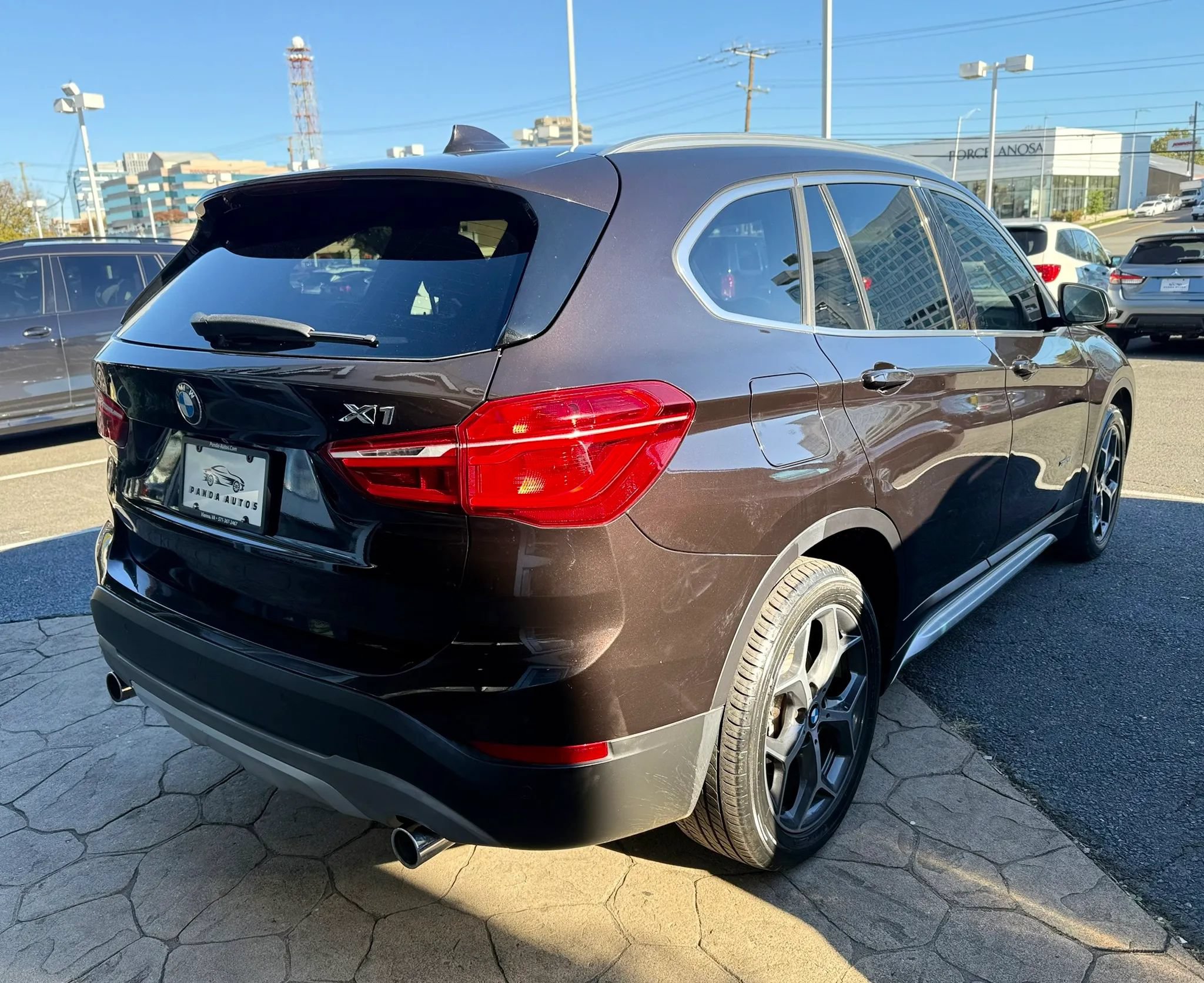 Used 2016 BMW X1 xDrive28i w/ Premium Package AWD/4WD image 7