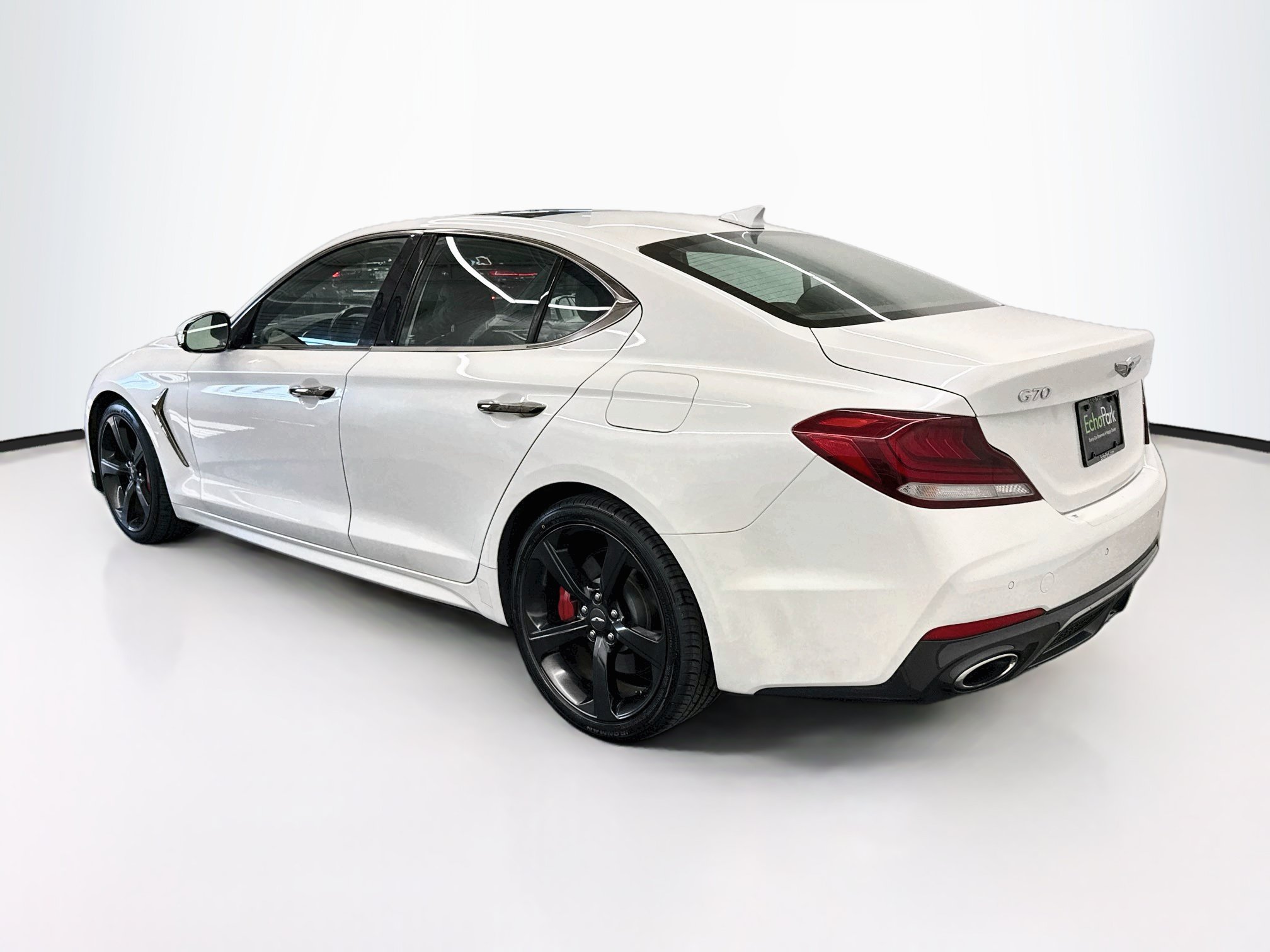 Used 2021 Genesis G70 3.3T w/ Sport Package RWD image 5