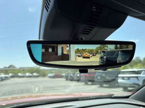 New 2026 Chevrolet Traverse LT image 31