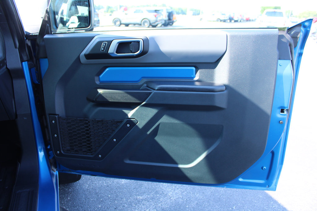 Used 2024 Ford Bronco Black Diamond AWD/4WD image 22