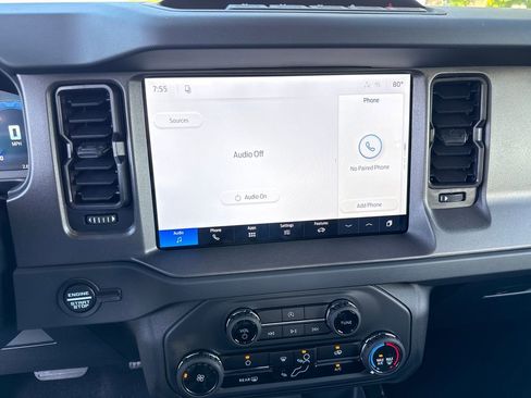 New 2026 Ford Bronco 2-Door AWD/4WD image 9