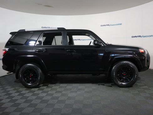 Used 2021 Toyota 4Runner SR5 RWD image 4