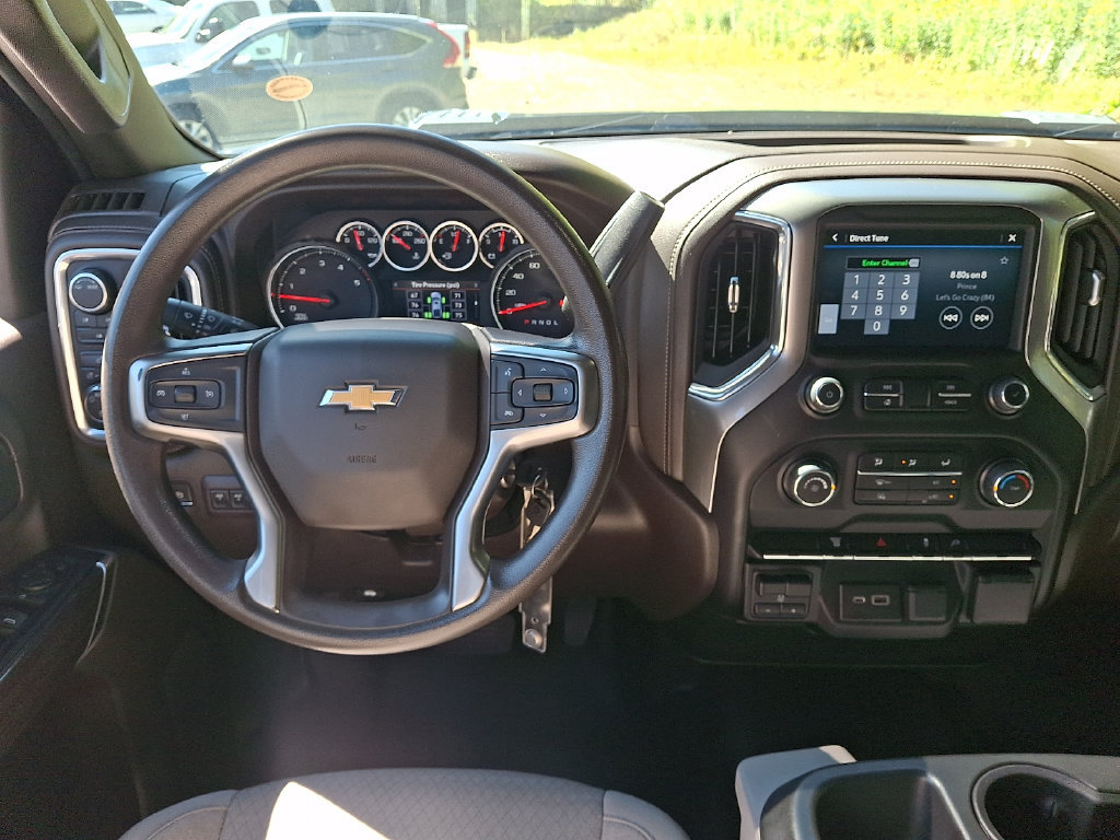 Used 2022 Chevrolet Silverado 3500 LT AWD/4WD image 11