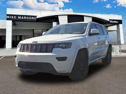 Used 2018 Jeep Grand Cherokee Altitude
