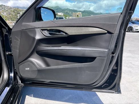 Used 2017 Cadillac ATS V w/ Luxury Package RWD image 28