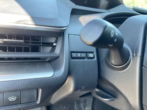 Used 2024 Toyota Prius LE FWD image 26