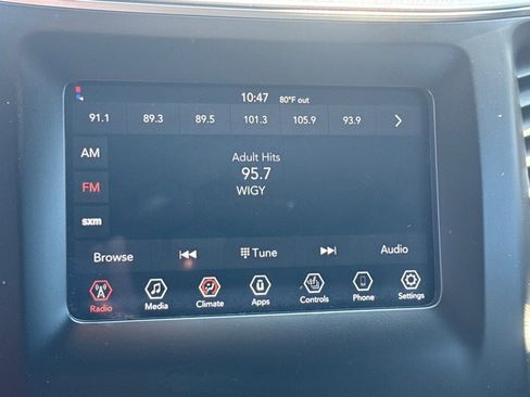 Used 2019 Jeep Cherokee Latitude Plus w/ Cold Weather Group image 20