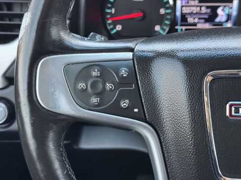 Used 2017 GMC Yukon SLT w/ Open Road Package image 11