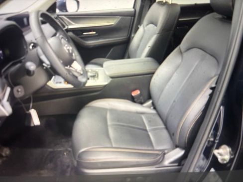 Used 2024 MAZDA CX-90 Plug-In Hybrid w/ Premium Pkg AWD/4WD image 3