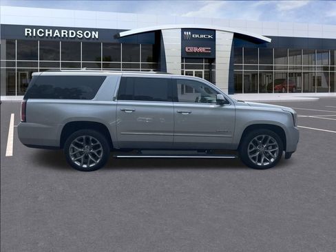 Used 2019 GMC Yukon XL Denali w/ Denali Ultimate Package image 7