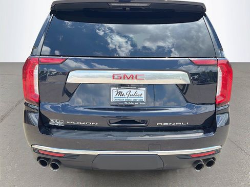 Used 2023 GMC Yukon Denali AWD/4WD image 5