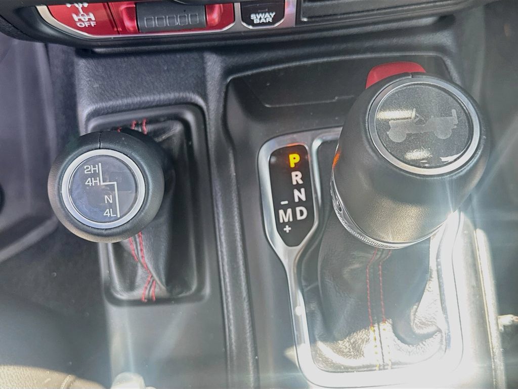 Certified 2023 Jeep Wrangler Rubicon w/ LED Lighting Group AWD/4WD image 18