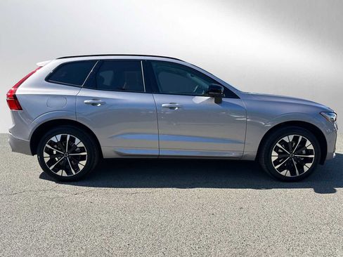 Used 2026 Volvo XC60 B5 Plus w/ Climate Package AWD/4WD image 2