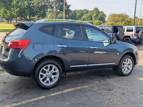 Used 2013 Nissan Rogue SL AWD/4WD image 9