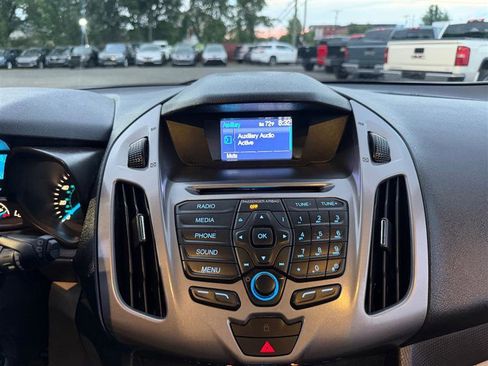 Used 2015 Ford Transit Connect XLT FWD image 22