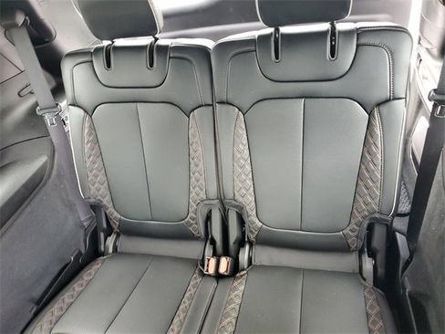 Used 2023 Jeep Grand Cherokee L Summit image 11