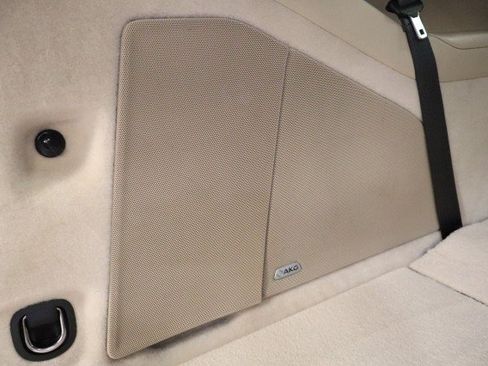 Used 2021 Cadillac Escalade Premium Luxury w/ LPO, Illumination Package AWD/4WD image 31
