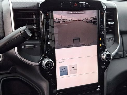 Used 2025 RAM 4500 Tradesman image 17