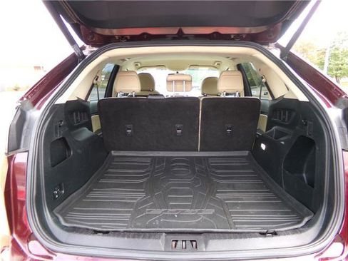 Used 2018 Ford Edge SEL w/ Equipment Group 201A image 12