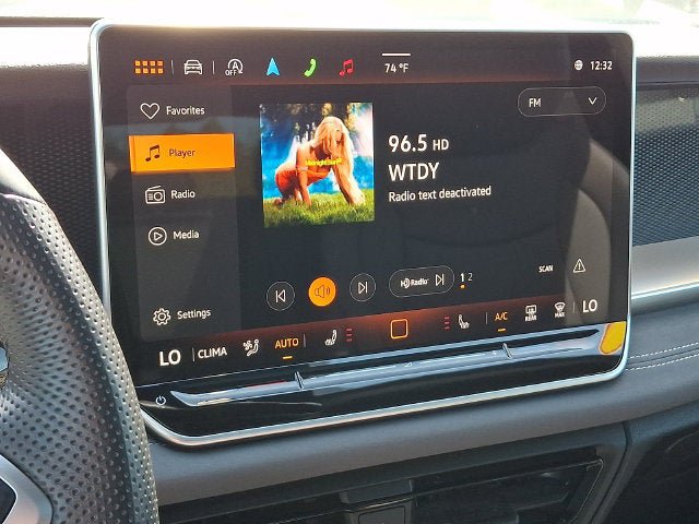 Used 2025 Volkswagen Tiguan SE R-Line AWD/4WD image 18